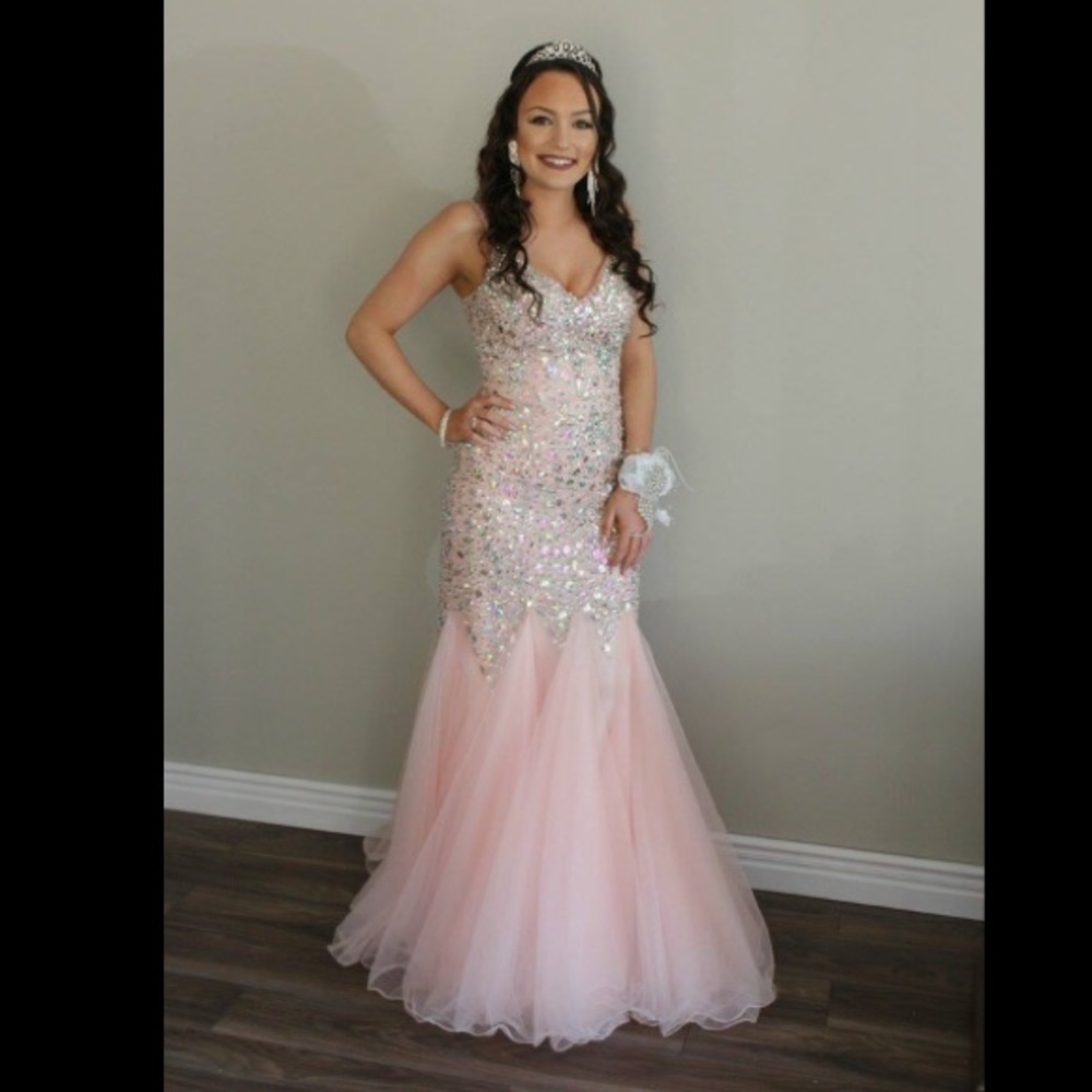 Prom / graduation dress - Picture 1 of 5